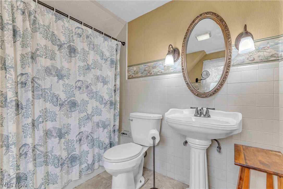 2220 W 13th Street Lorain OH 44052