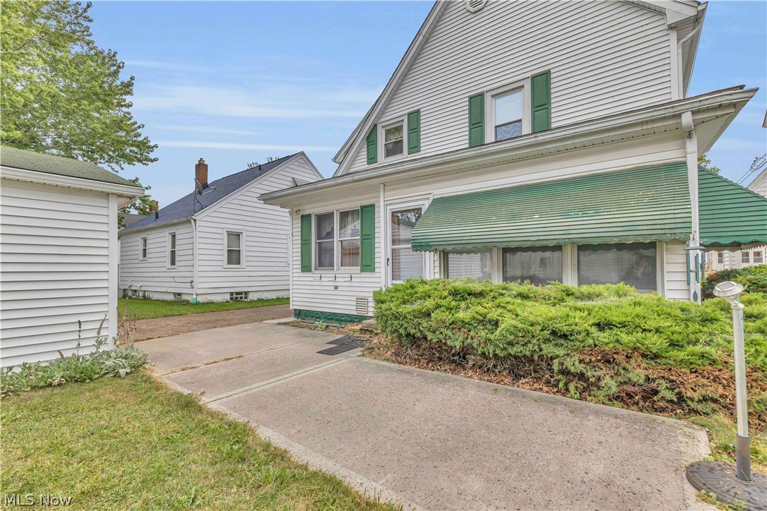 2220 W 13th Street Lorain OH 44052