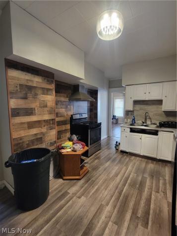 8118 Goodman Avenue Cleveland OH 44105