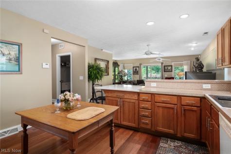 6560 Barton Road North Olmsted OH 44070