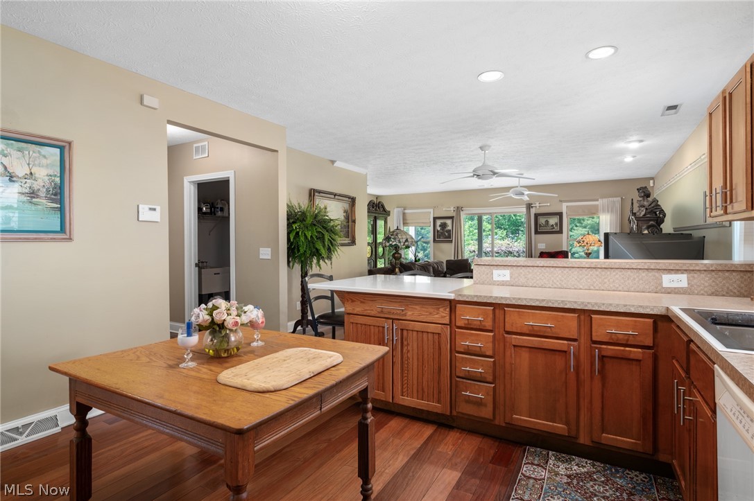 6560 Barton Road North Olmsted OH 44070