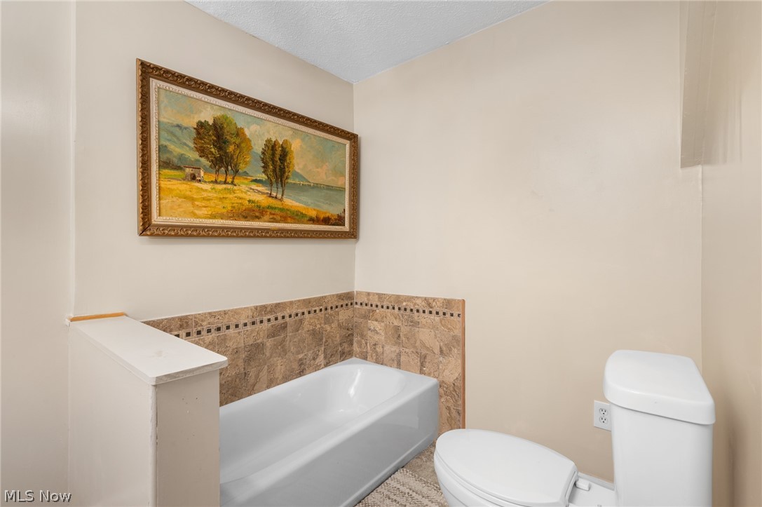 6560 Barton Road North Olmsted OH 44070