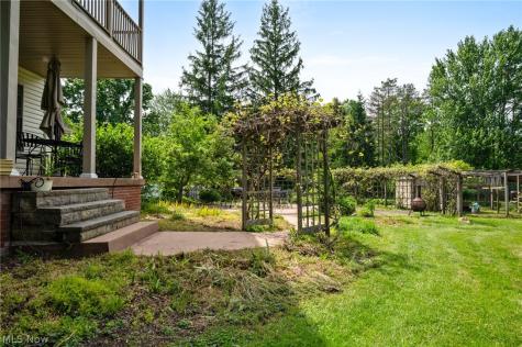 6560 Barton Road North Olmsted OH 44070