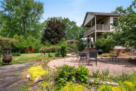 6560 Barton Road North Olmsted OH 44070