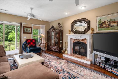 6560 Barton Road North Olmsted OH 44070
