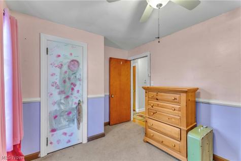 160 Rockdale Avenue Youngstown OH 44512