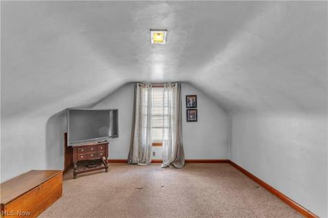 160 Rockdale Avenue Youngstown OH 44512