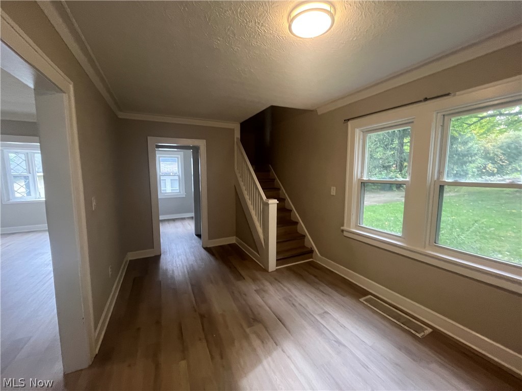 4528 Rainbow Road South Euclid OH 44121
