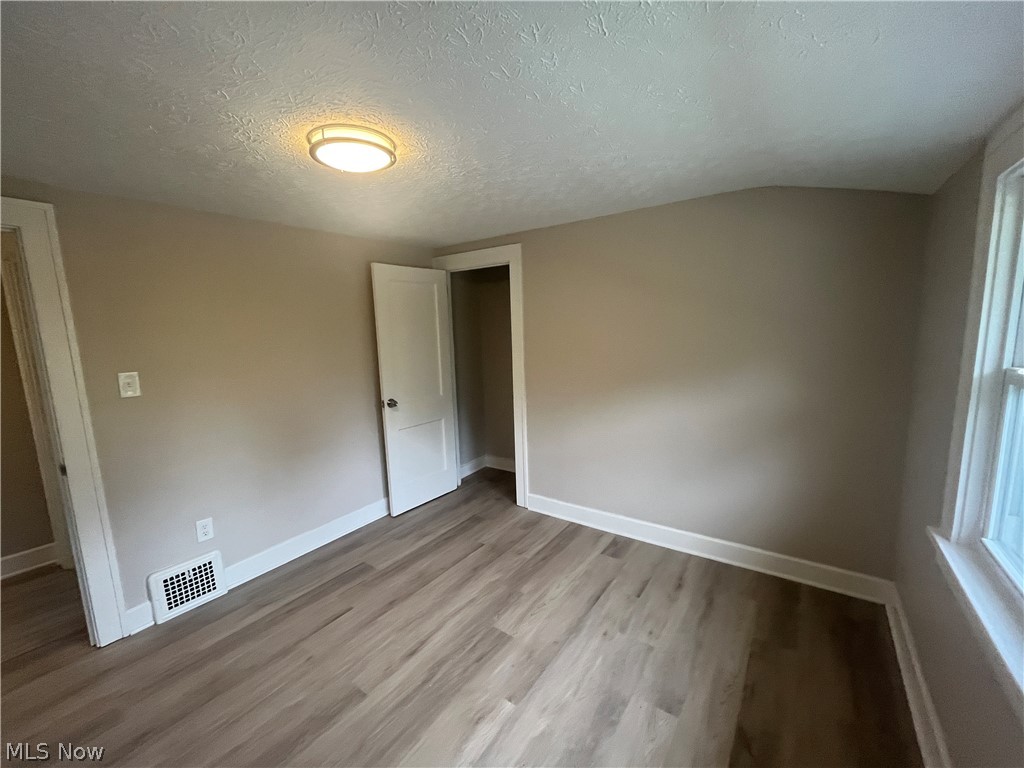 4528 Rainbow Road South Euclid OH 44121