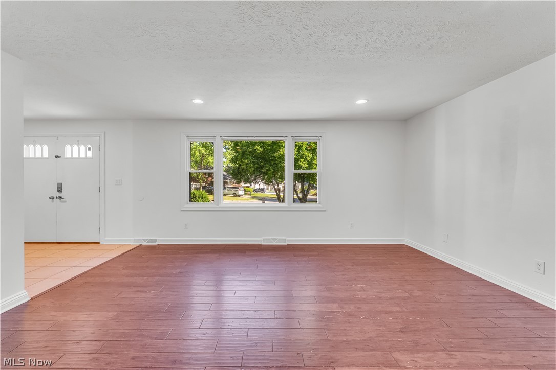 20685 Chestnut Drive Strongsville OH 44149