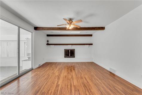 20685 Chestnut Drive Strongsville OH 44149