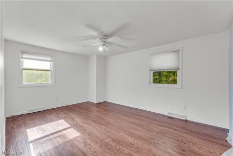 20685 Chestnut Drive Strongsville OH 44149