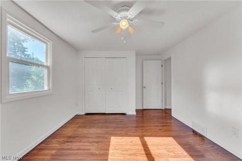 20685 Chestnut Drive Strongsville OH 44149