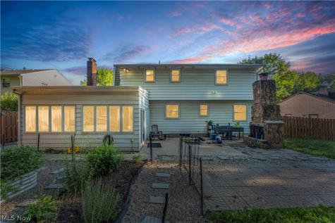 20685 Chestnut Drive Strongsville OH 44149