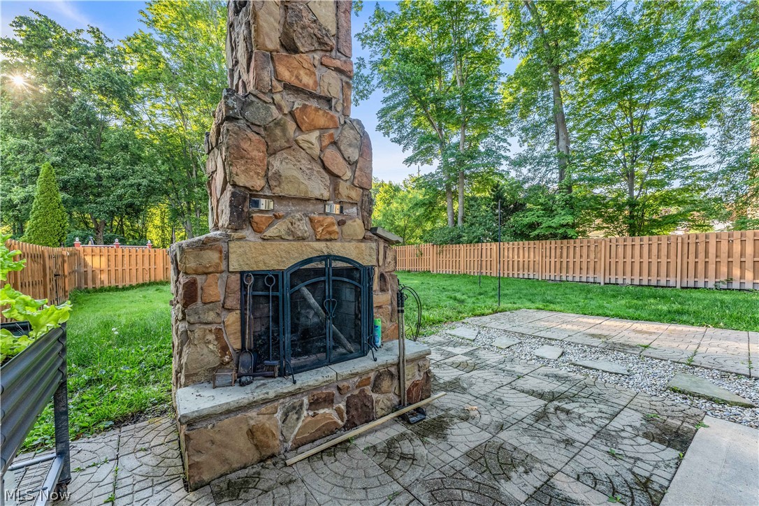 20685 Chestnut Drive Strongsville OH 44149