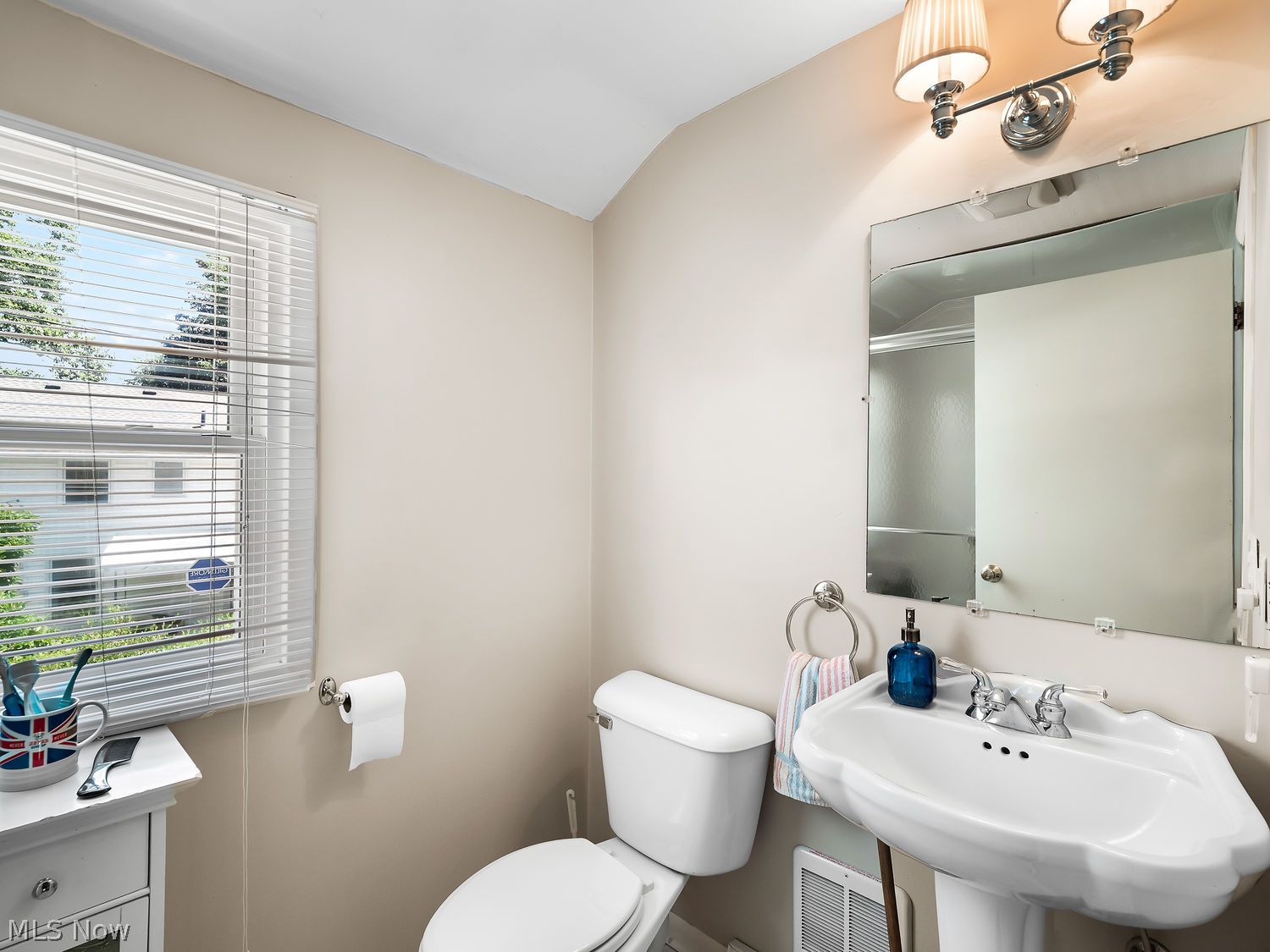 3991 Idlewild Drive Rocky River OH 44116