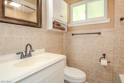 31505 Daniel Drive Willowick OH 44095