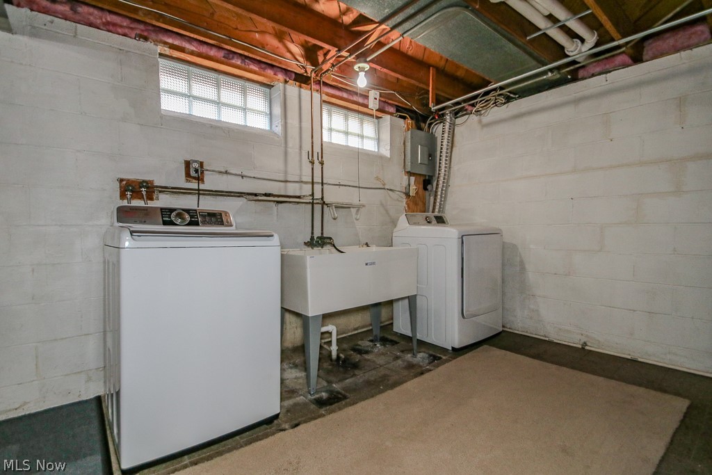 31505 Daniel Drive Willowick OH 44095