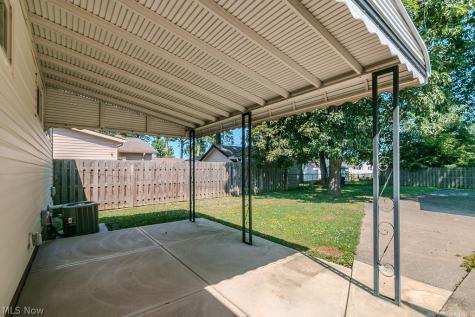 31505 Daniel Drive Willowick OH 44095