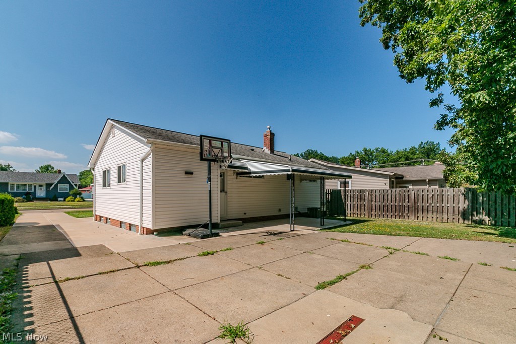 31505 Daniel Drive Willowick OH 44095