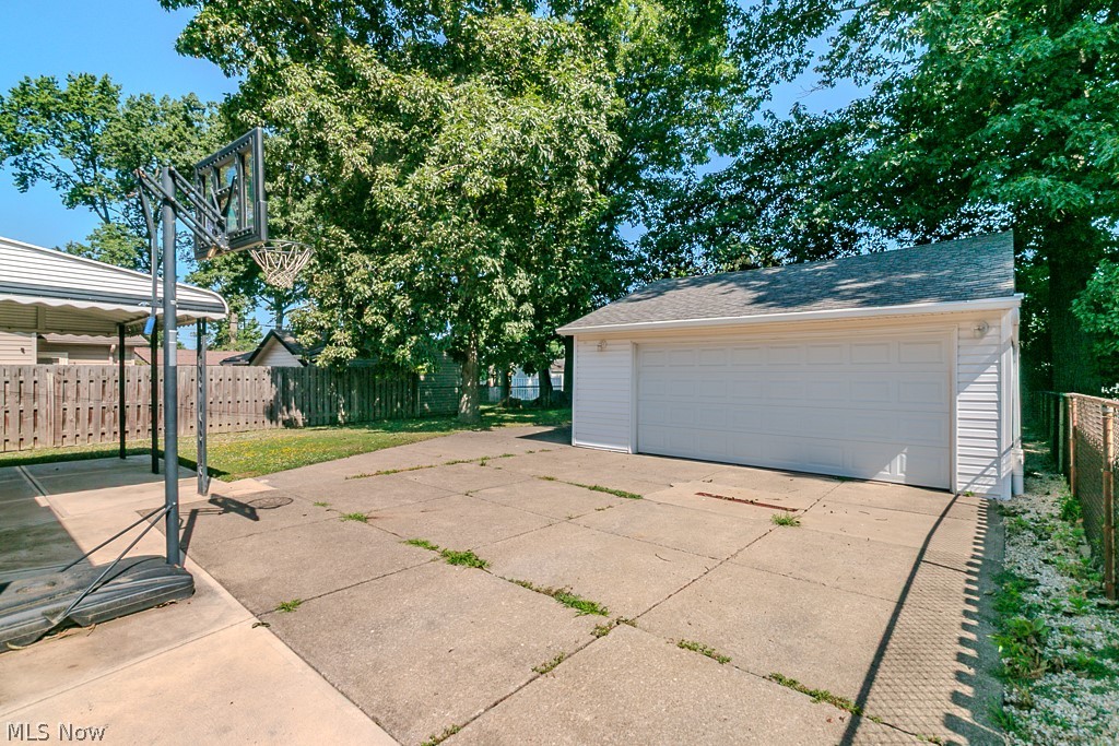 31505 Daniel Drive Willowick OH 44095