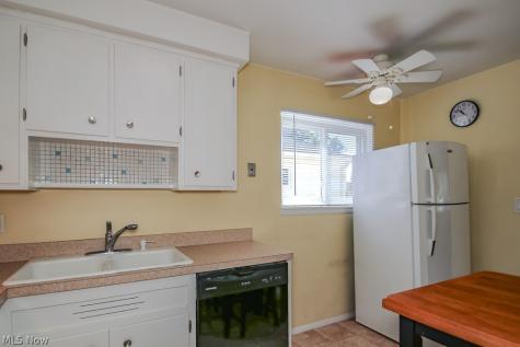 31505 Daniel Drive Willowick OH 44095