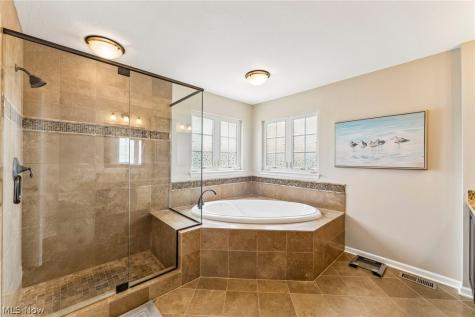3396 Napa Boulevard Avon OH 44011