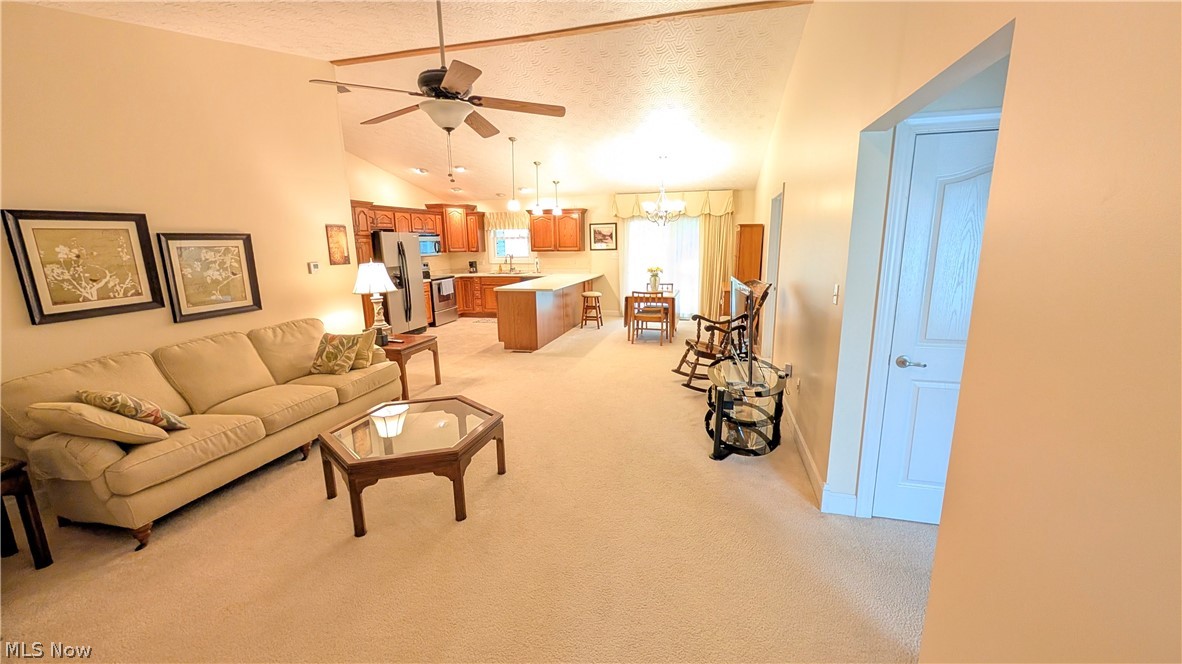 719 Oak Tree Lane Belpre OH 45714