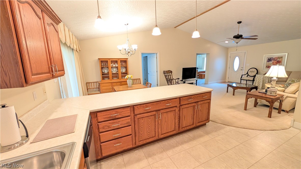 719 Oak Tree Lane Belpre OH 45714