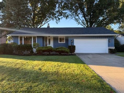 4616 Queen Mary Drive South Euclid OH 44121