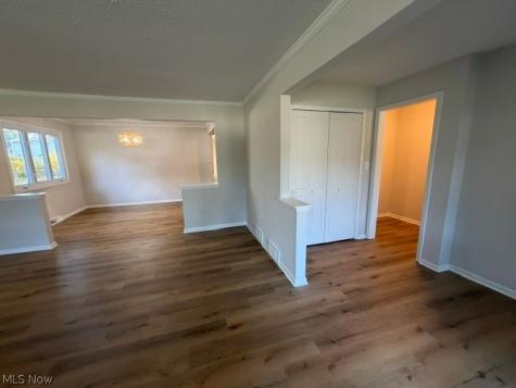 4616 Queen Mary Drive South Euclid OH 44121
