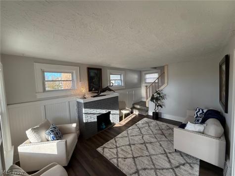 116 Munroe Falls Avenue Cuyahoga Falls OH 44221