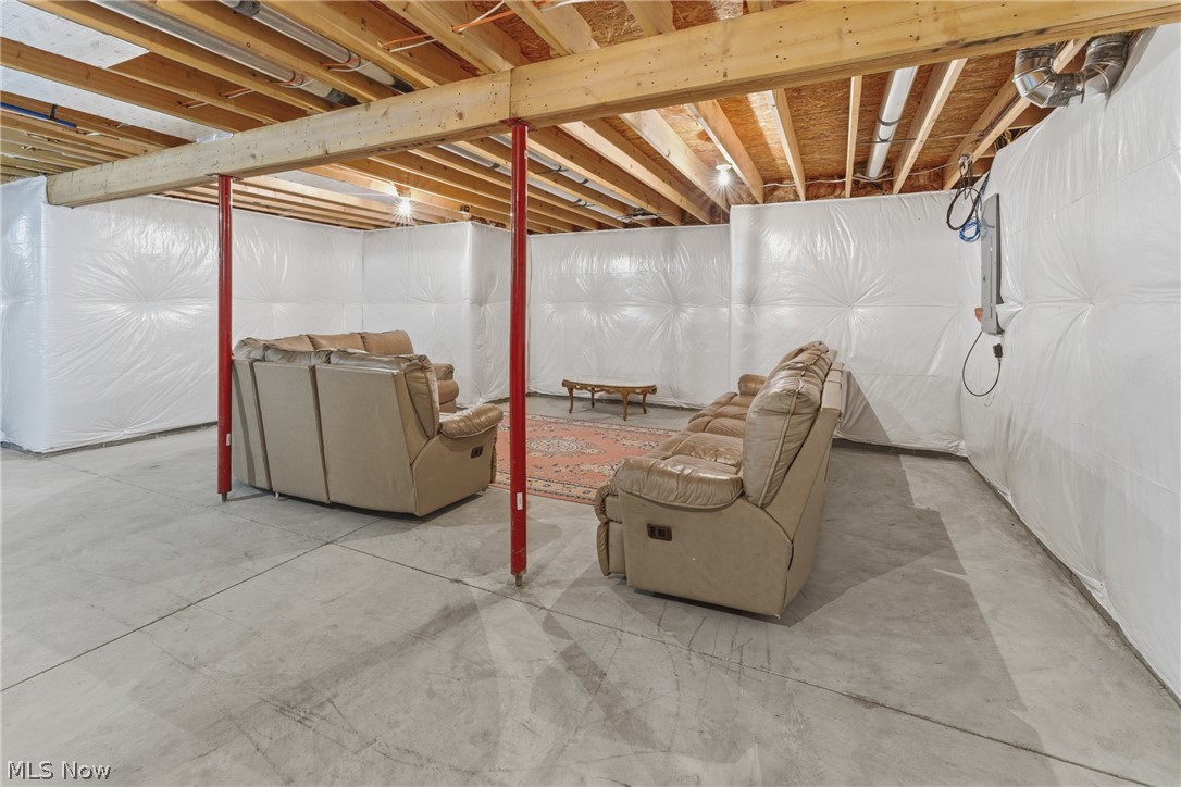 5799 Birmingham Road NE Canton OH 44721