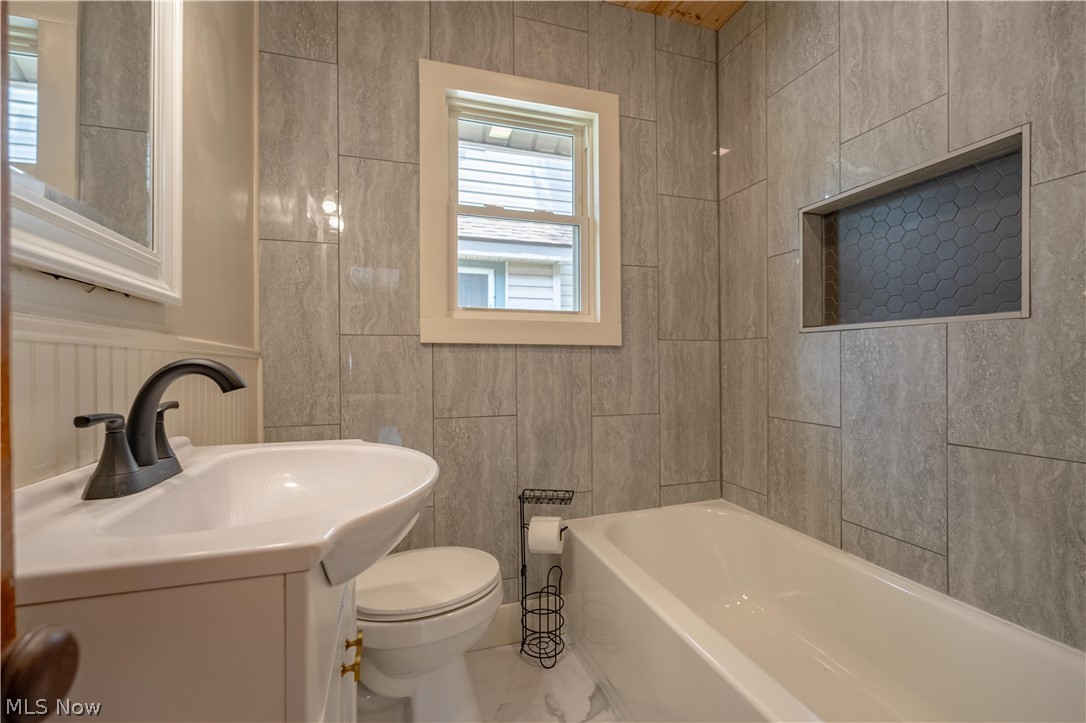 2245 Shunk Avenue Alliance OH 44601