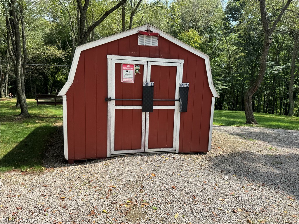 16462 Dunn Road East Liverpool OH 43920