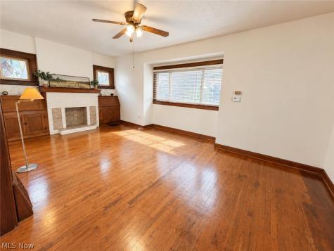 238 Para Avenue Akron OH 44305