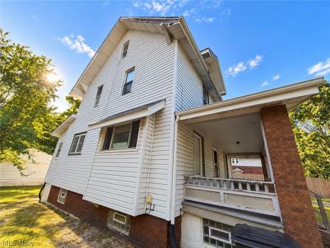 238 Para Avenue Akron OH 44305