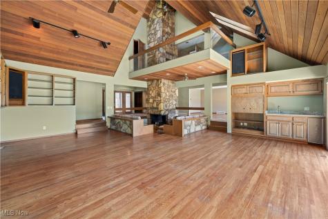 40163 Banks Road Grafton OH 44044
