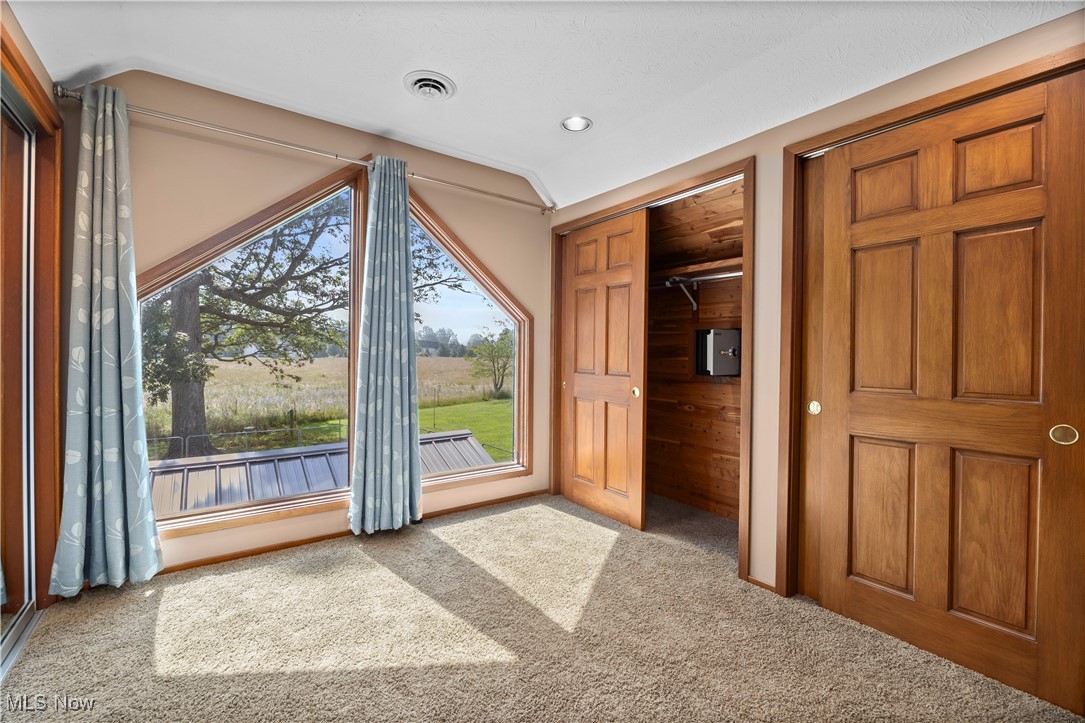 40163 Banks Road Grafton OH 44044