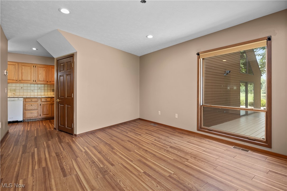 40163 Banks Road Grafton OH 44044