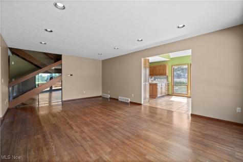 40163 Banks Road Grafton OH 44044