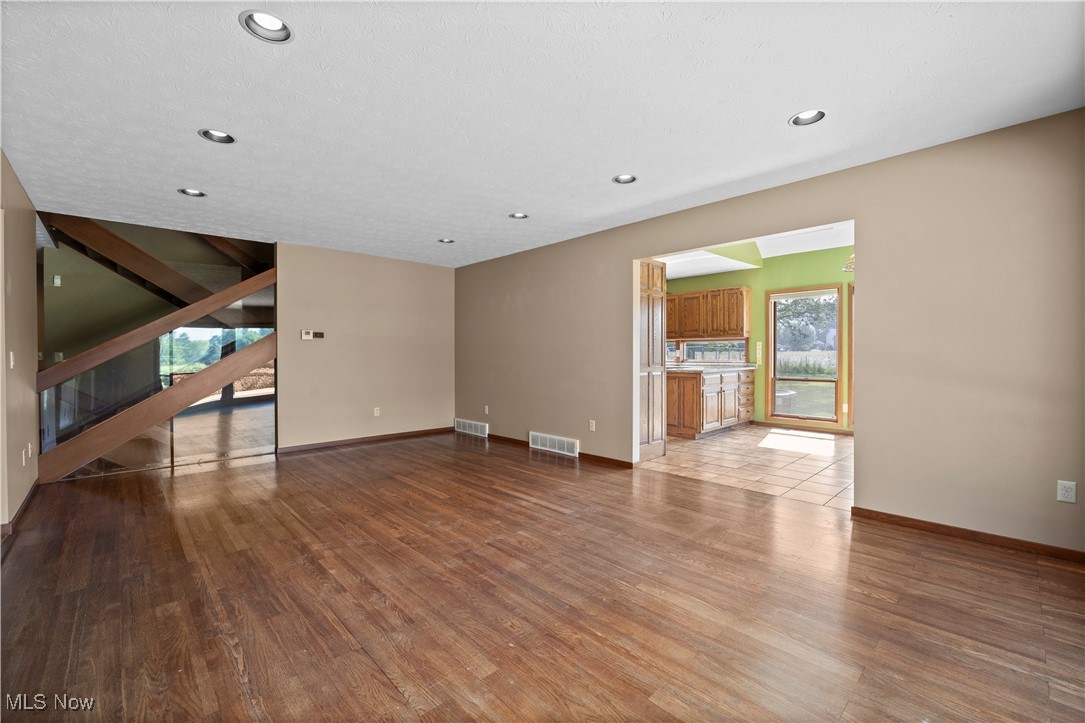 40163 Banks Road Grafton OH 44044