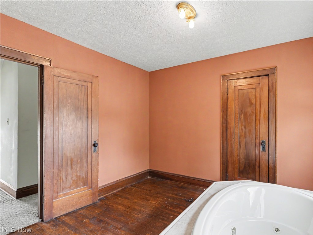1458 Breiding Road Akron OH 44310