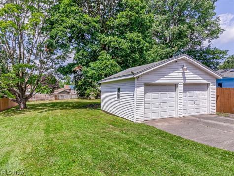 1458 Breiding Road Akron OH 44310