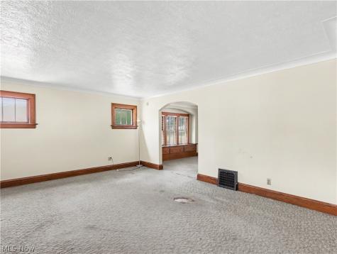 1458 Breiding Road Akron OH 44310