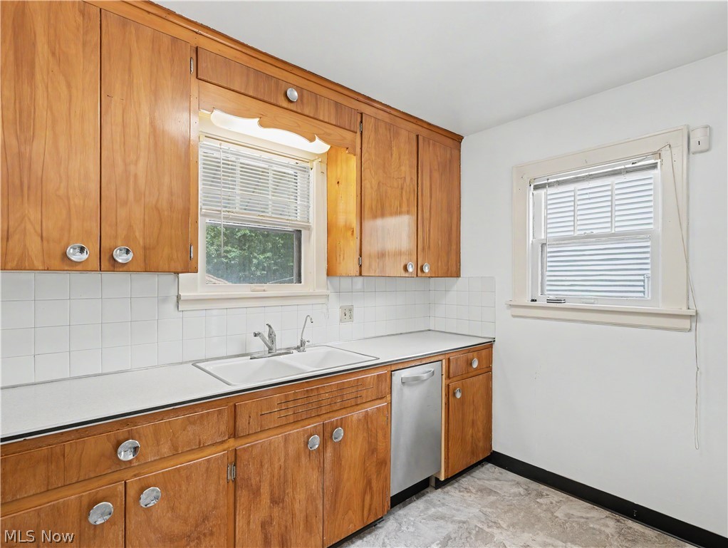 1458 Breiding Road Akron OH 44310