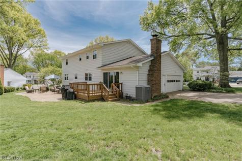 136 Blue Hill Lane Fairlawn OH 44333