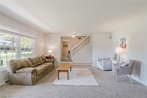 136 Blue Hill Lane Fairlawn OH 44333