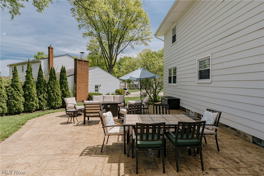 136 Blue Hill Lane Fairlawn OH 44333