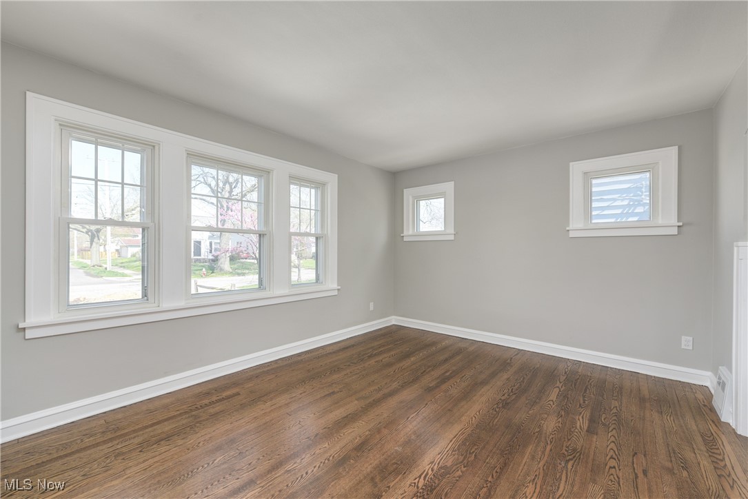 18241 Ponciana Avenue Cleveland OH 44135